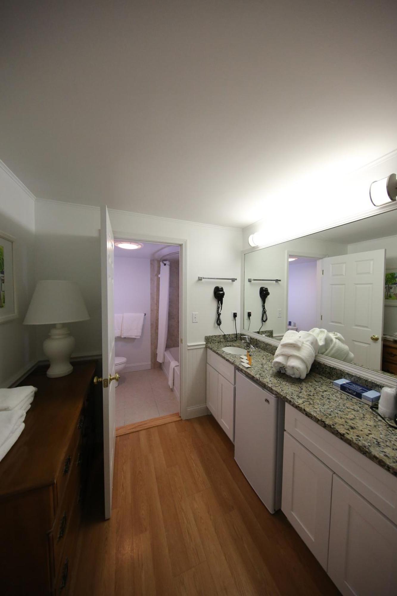 Colonial Inn Harbor Springs Quarto foto